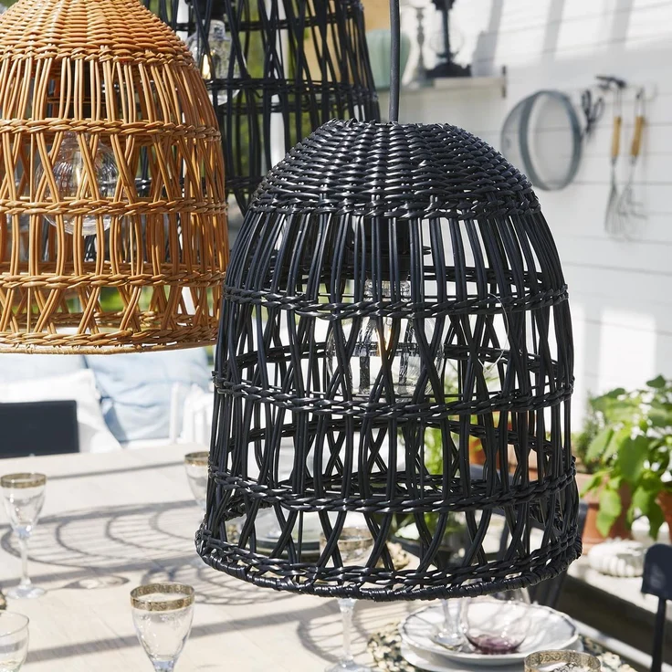 Geflochtener Lampenschirm ,Knute, aus Rattan, groß, schwarz, E27, outdoor – Bild 3