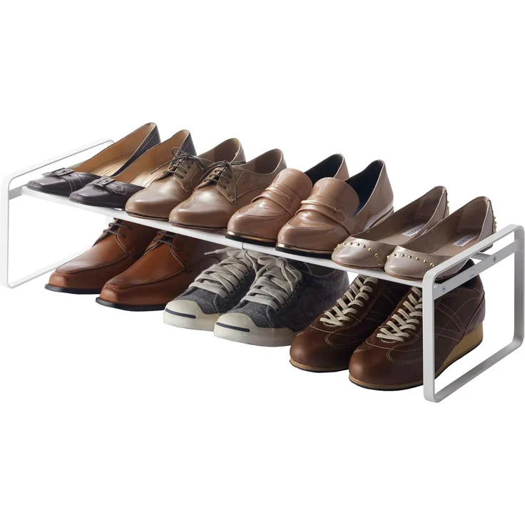 Yamazaki Schuhregal "Frame" aus Metall, ausziehbar 40-70 x 17 x 25 cm, Schuhständer, platzsparend, Schuhablage, ausziehbar von 40 bis 70cm,erweiterbar, weiß – Bild 1