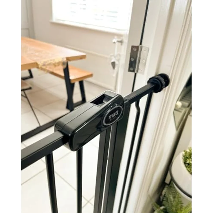 Bettacare Sicherheitsgitter für Kinder und Hunde, Schmal, 68.5cm - 75cm, Mattschwarz, Extra hohes Babygitter von 104cm Höhe, Schmales Druckmontage-Sicherheitsgitter für Treppen – Bild 8