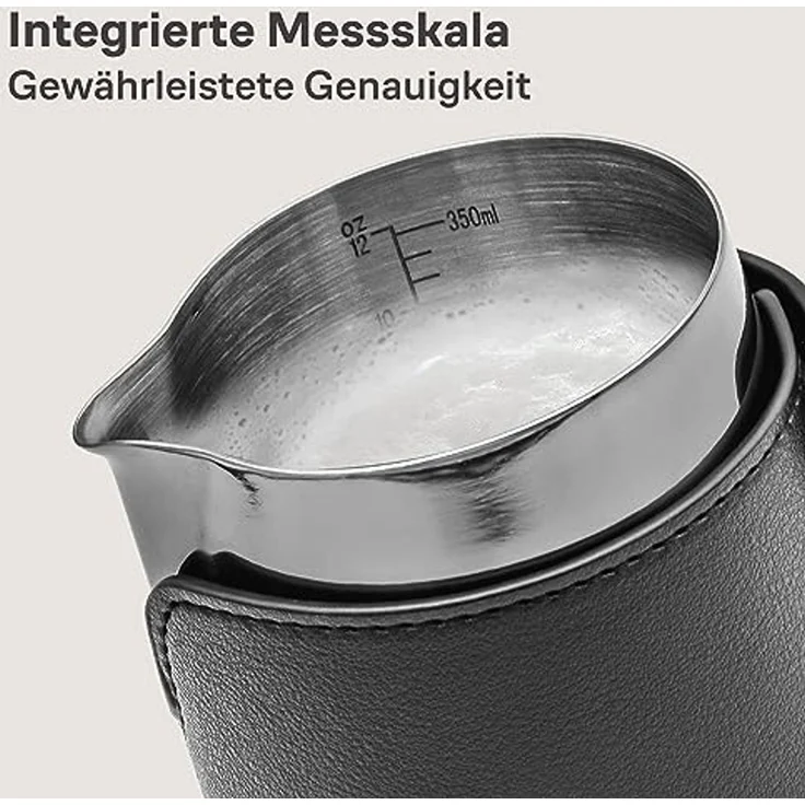 Cosumy Milchkännchen Barista Milchkännchen Edelstahl 350ml mit Lederhülle, 350 l, (Set, 1-St), Griffloses Design - Messskala im Inneren – Bild 4