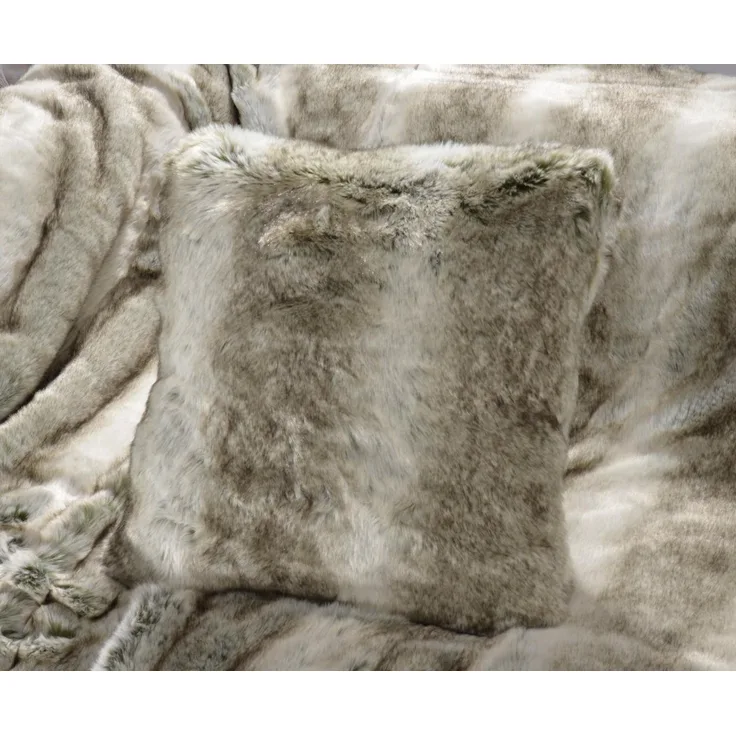 Wohnen und Accessoires GmbH & Co. KG Fellkissen Fellkissen (Kunstfell) Grauwolf grau-beige Premium superfein, Felloptik
