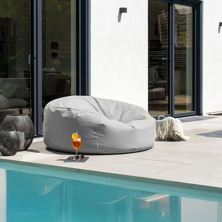 Home Deluxe Outdoor Sitzsack CLOUD - Hellgrau, Polyester, 140 x40 x140 cm – Bild 2