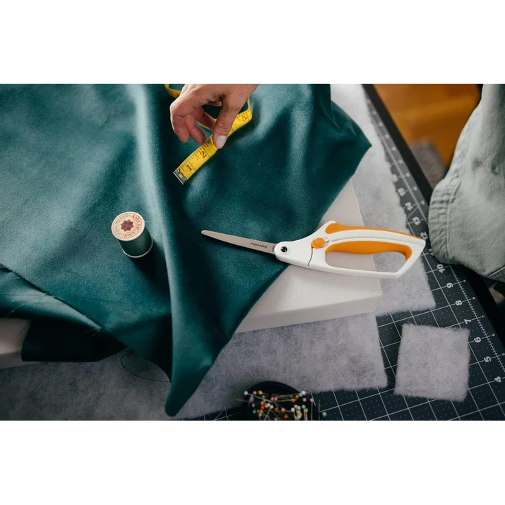 Fiskars Softgrip Stoffschere, Länge: 26 cm, Rostfreie Stahl-Klinge/Kunststoff-Griffe, Weiß, Easy Action, 1070070 – Bild 5