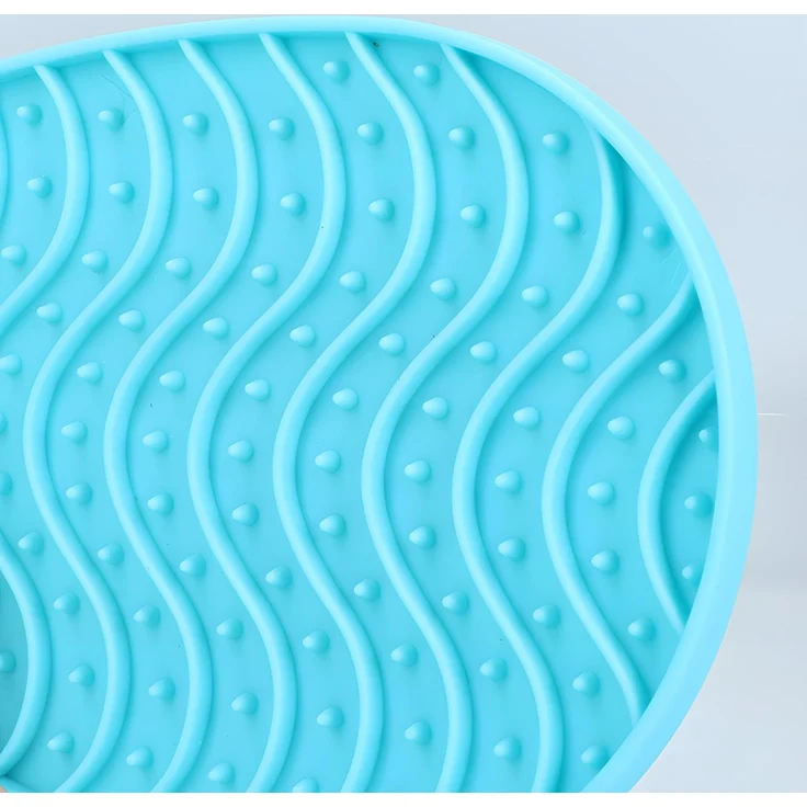 Pawise Futtermatte für Katzen Slow Feeder Lick It mat, blau, 23 x 13 cm – Bild 4