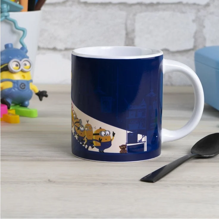 Geda Labels GmbH Tasse Farbwechsel More than a Minion, 1-tlg, Keramik, Blau, 250ml, mit Thermoeffekt – Bild 3