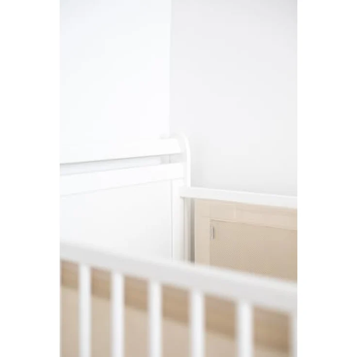 LOOLAY Bettumrandung babybett 60x120 cm – 2 teiliges 110x30 cm Set – Atmungsaktiver 5 mm Netzstoff – Babybett Umrandung mit starkem Klettverschluss – Sicherer gitterbett umrandung (Beige) – Bild 5