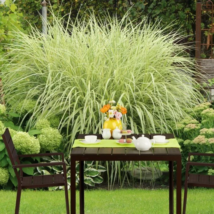Quadratischer Gartentisch Holzoptik – Bild 2