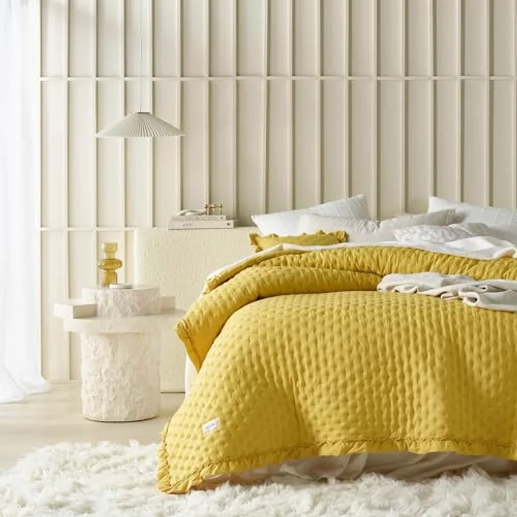 ROOM99 Molly Elegante Tagesdecke in Senf 200x220 cm Vielseitige Wohndecke als Bettüberwurf oder Sofaüberwurf Überwurfdecke für Bett und Sofa Steppdecke Stil Ideal als Bedspread – Bild 6