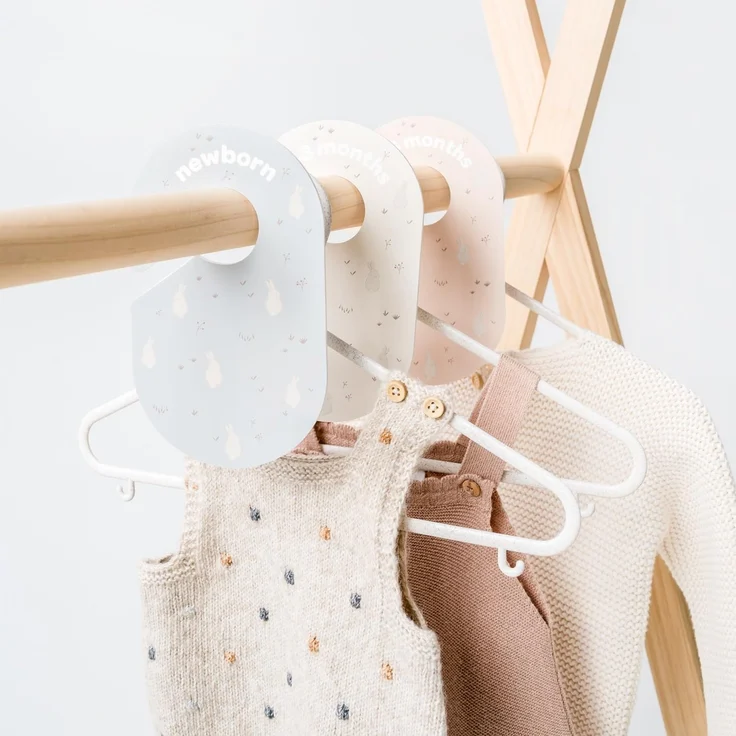 3 Sprouts - Größentrenner Baby für Kleiderstange, Grössentrenner Baby, Doppelseitiges Babykleidung Schrankteiler für Neugeborenen – Kaninchen – Bild 9