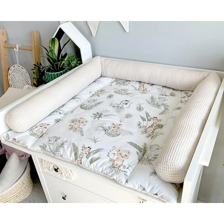Wickelauflage Set 6-teilig – Wickelunterlage aus Baumwolle & Waffelstoff – Baby Wickelauflage – Geschenk zur Babyparty – Wickeltischauflage – 75x70 cm (Breite x Tiefe), Safari und hellbeige – Bild 4