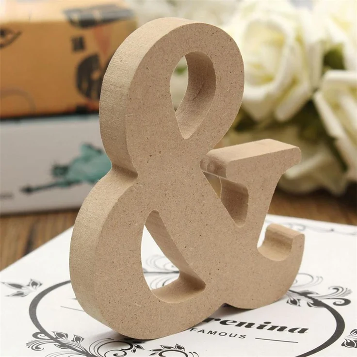 Freeas Dekorative Holz Buchstaben (Naturholzfarben, 8cm, &) | Holzbuchstaben Wand, Namensdekoration Baby, Alphabet Wandbuchstaben, Wanddeko Kinderzimmer, Baby Shower Geschenk
