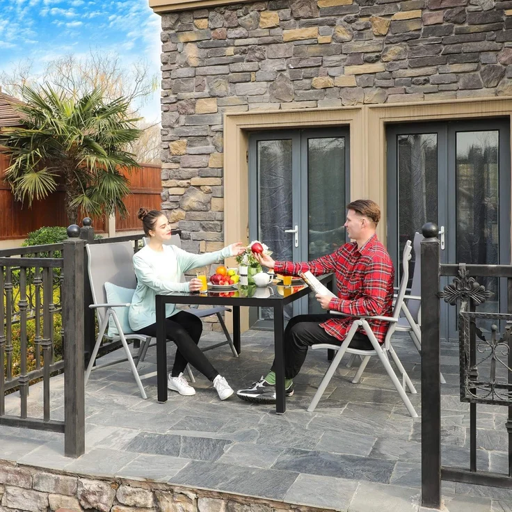 SONGMICS Gartenstuhl-Set 4-tlg., klappbar mit 8-fach verstellbarer Rückenlehne, Aluminiumgestell grau, 56 x 70 x 107 cm – Bild 2