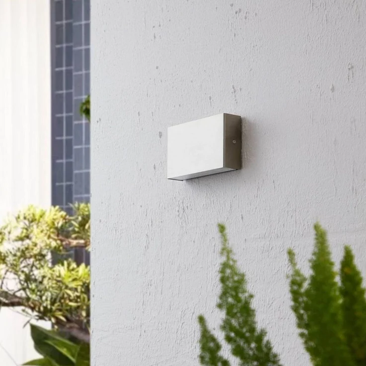 Arcchio Außen-Wandleuchte Karline, LED 8 W gesamt, warmweiß – Bild 2