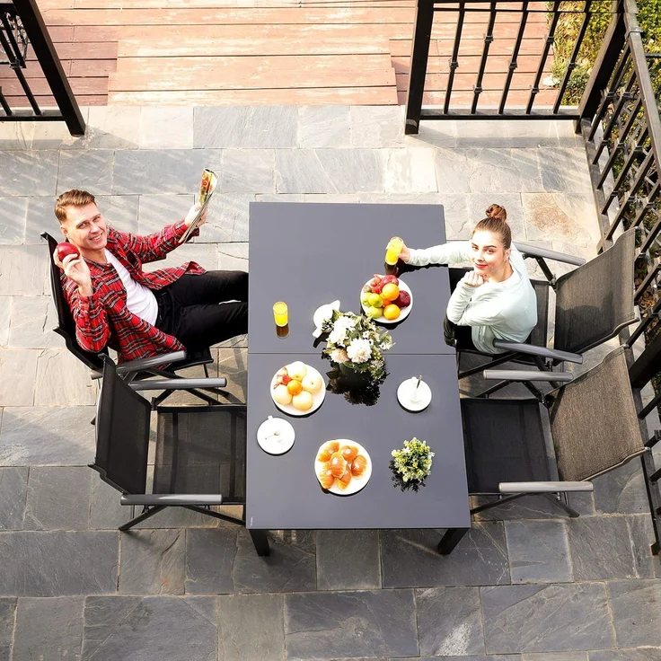 SONGMICS Gartenstühle, 4er Set, Klappstühle, Outdoor-Stühle mit robustem Stahl, Rückenlehne 8-stufig verstellbar, bis 150 kg belastbar, schwarz – Bild 2