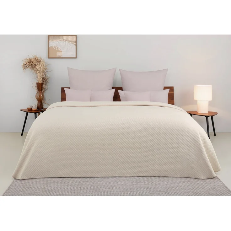 OTTO home Tagesdecke Annika gesteppte Tagesdecke, aus 50% recyceltem Polyester, und 50% Baumwolle, ab Größe 140x210 cm – Bild 1