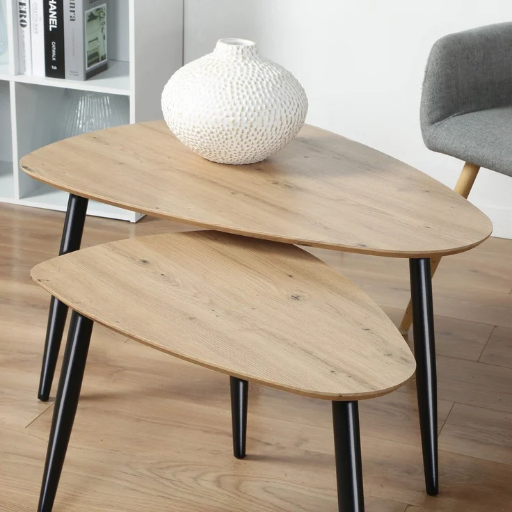 Casâme Set von 2 ineinander greifenden Tischen mit Metallbeinen - Helles Holz – Bild 5