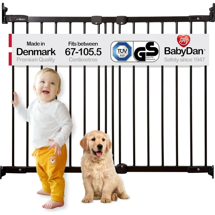 Baby Dan Flexi Fit Metall super flexibles Schutzgitter für Türen und Treppen 67 - 105,5 cm - hergestellt in Dänemark und vom TÜV GS geprüft, Farbe: Schwarz