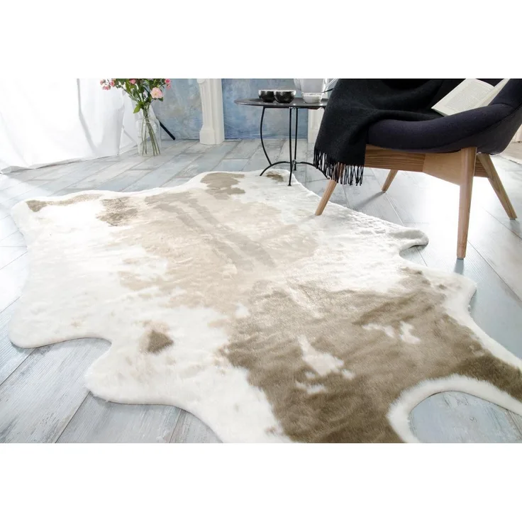 Wohnen und Accessoires GmbH & Co. KG Fellteppich Kuhfell Teppich, Fellteppich aus Kunstfell, elegant und flauschig