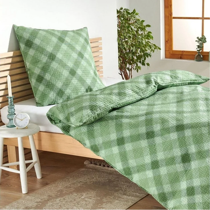TRAUMSCHLAF Bettwäsche Daniel grün, Seersucker, 2 teilig, ideale Sommerbettwäsche in herrlicher Seersucker Qualität – Bild 2