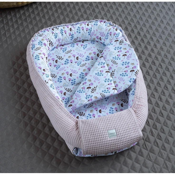 LOOLAY Babynest Set 85x60 cm - Baby nestchen aus Waffelpique Bio- Baumwolle - Babynestchen Neugeborene Handmade EU - Baby Nest 2 Teilig - Waffelpique Altrosa/Blumen Rosa