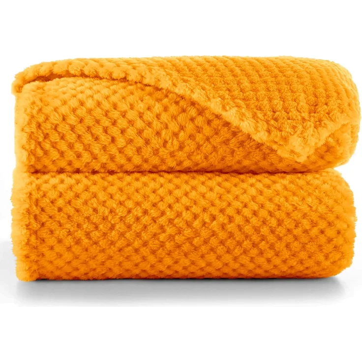 DecoKing Kuscheldecke 70x150 cm orange Decke Microfaser Wohndecke Tagesdecke Fleece weich sanft kuschelig skandinavischer Stil Henry – Bild 1