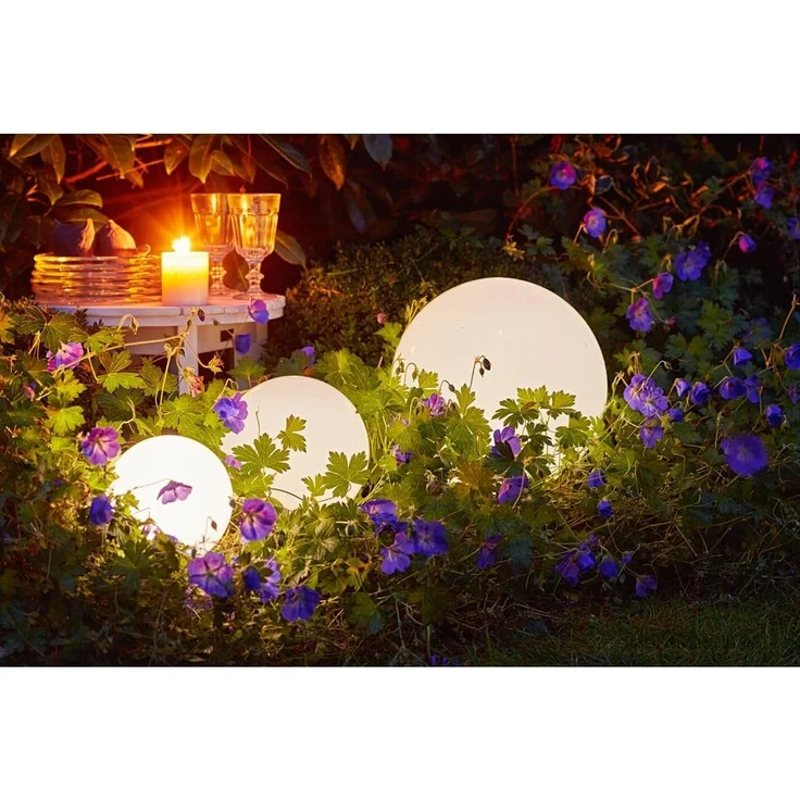 Dehner Solarleuchte Kugel mit Erdspieß und Farbwechsel, Ø 20 cm, Kunststoff,Weiß – Bild 6