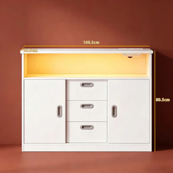 Halupeit Weißes Sideboard für Küche/Wohnzimmer mit Schiebetüren, drei Schubladen, verstellbaren Einlegeböden, Steckdosenleiste und LED-Ambientebeleuchtung, 33,5 x 100,5 x 80,5 cm – Bild 4