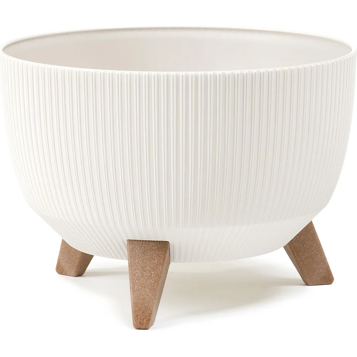 LAMELA Runder Blumentopf mit stivollen Füßen - Moderner Kunststofftopf mit Streifen - Ø 33 cm x H 18,5 cm, 12,4 L - Wetterfest & pflegeleicht - Für Innen & Außen - Creme, Cremig