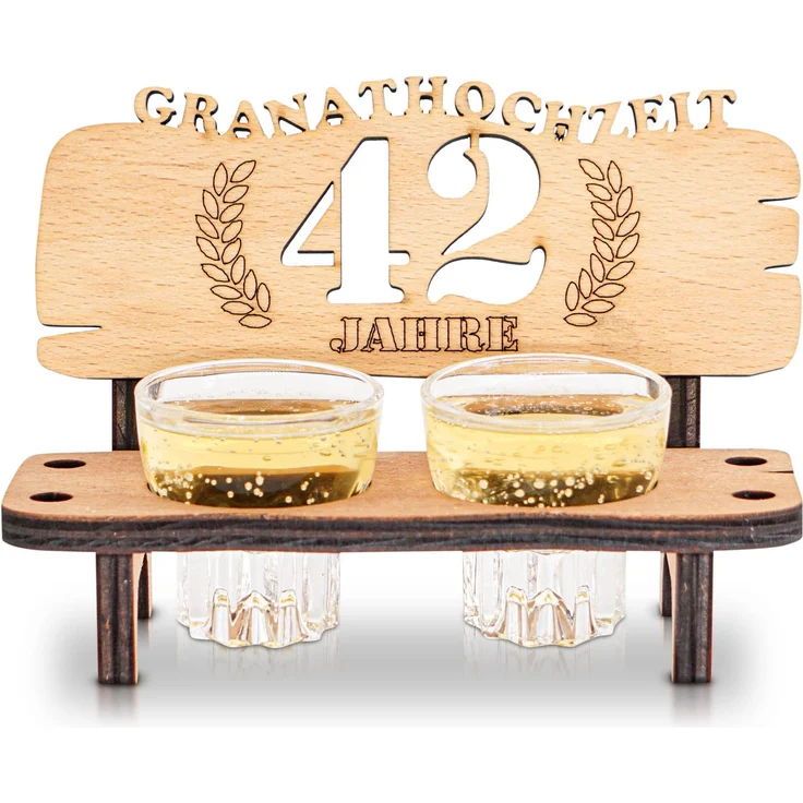 DARO Design - Schnapsbank 42. Hochzeitstag Granathochzeit Geschenk Deko für Paare Männer Frauen aus Holz mit Gläsern
