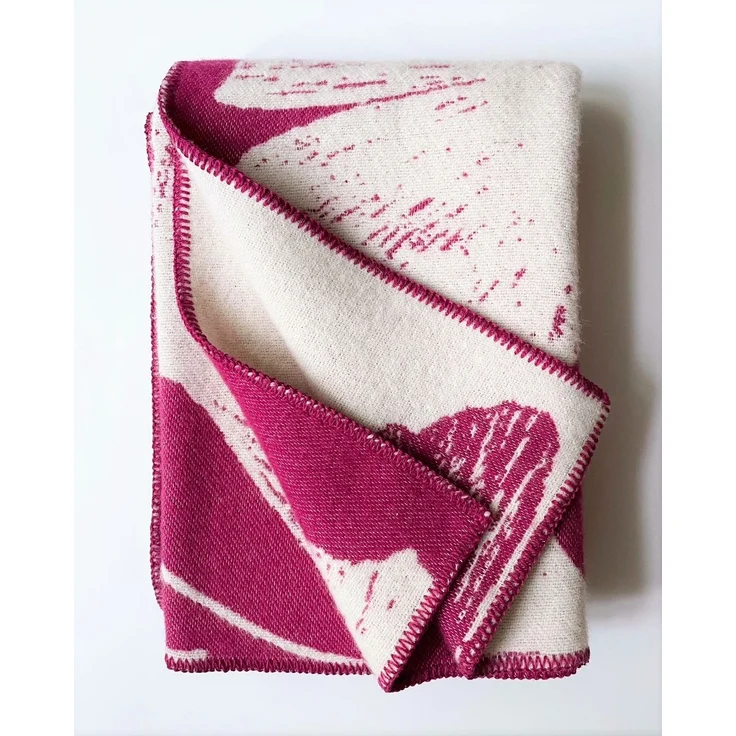 WoolOnly Wendedecke Wolldecke Plaid aus Norwegischer Wolle 130x200 cm (Ginkgo Himbeeren Magenta) – Bild 7