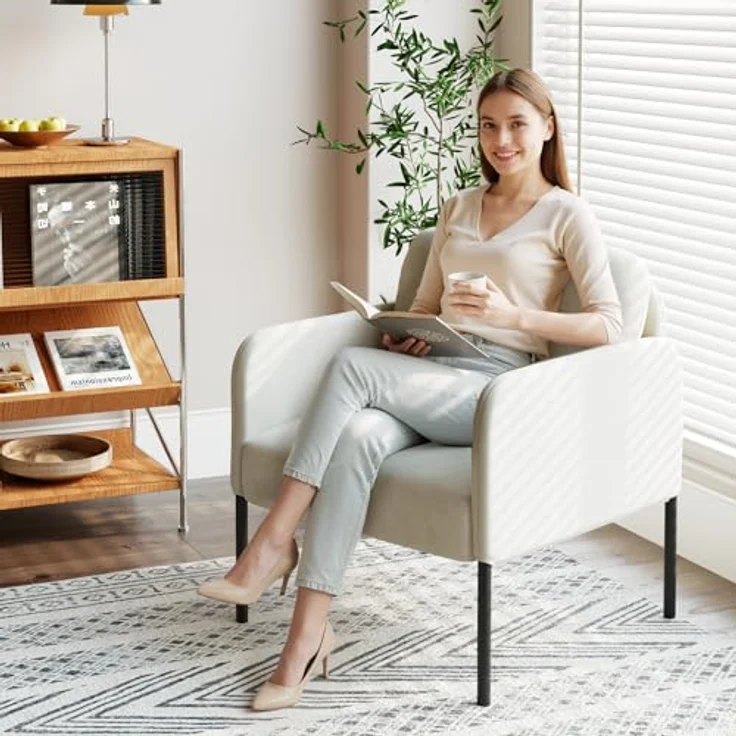 COLAMY Gepolsterter Ohrensessel 2er Set aus Samt – Moderner Lounge-Sessel mit weicher Rückenlehne, Komfortabler Sessel für Wohnzimmer, Schlafzimmer, Apartment & Leseecke, Beige – Bild 4