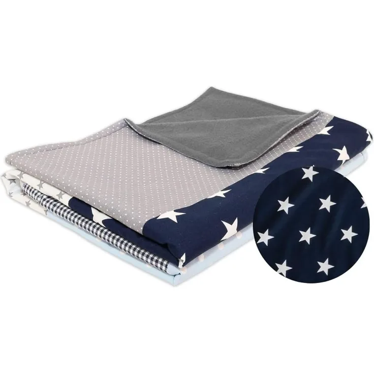 Babydecke Babydecke Blau Hellblau Grau 70x100 cm als Kinderwagendecke & Spieldecke (Made in EU), ULLENBOOM ®, Aus hochwertiger Baumwolle & Fleece, Design: Sterne, Patchwork