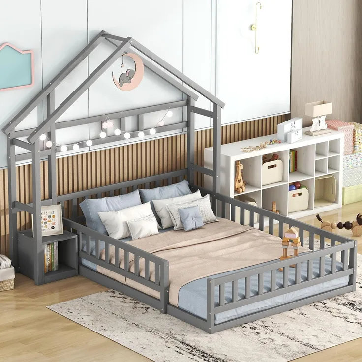 FAVSH Bodenbett 140x200 cm Wooden Bed Frame for Kids, Doppelbett Mit Nachttischen&Sicherheitsgitter&Lattenrost&Dach, FüR Jungen & MäDchen, Mit Nachttisch & Dekorative Haushalterung (Grau)