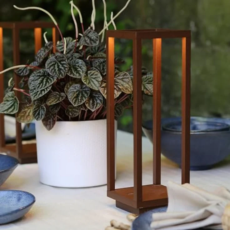 Zafferano 'Home Pro' Tischlampe, wiederaufladbar & kabellos, mit Touch-Control, Dimmer, 3000 K, für Innen- & Außenbereich, Höhe 29,4 cm, Farbe Corten – Bild 3