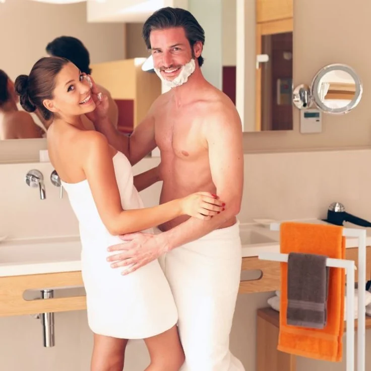 Relaxdays Handtuchständer 2 Stangen weiß – Bild 3