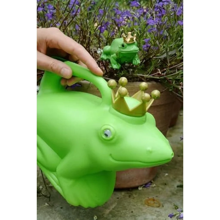 Gießkanne "Froschkönig" in grün mit Krönchen aus Kunststoff – Bild 3