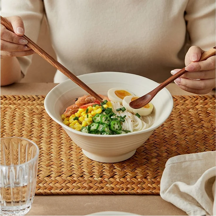 JIWOO Schüssel 4er Ø20cm, Japanische Ramenschüssel Suppenschüssel bowl Pastaschüssel, Keramik, (Set, 16-tlg), Bowl Hochwertiges Schüsseln Weiß Schüssel Mikrowellenofen Spülmaschine – Bild 4