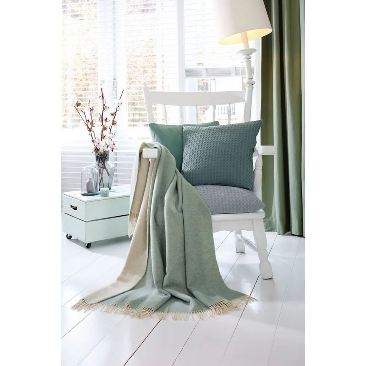 Biederlack 'Warm Shades' Kaschmirplaid, Wolle / Kaschmir salvia / creme, 130x170 cm – Bild 2