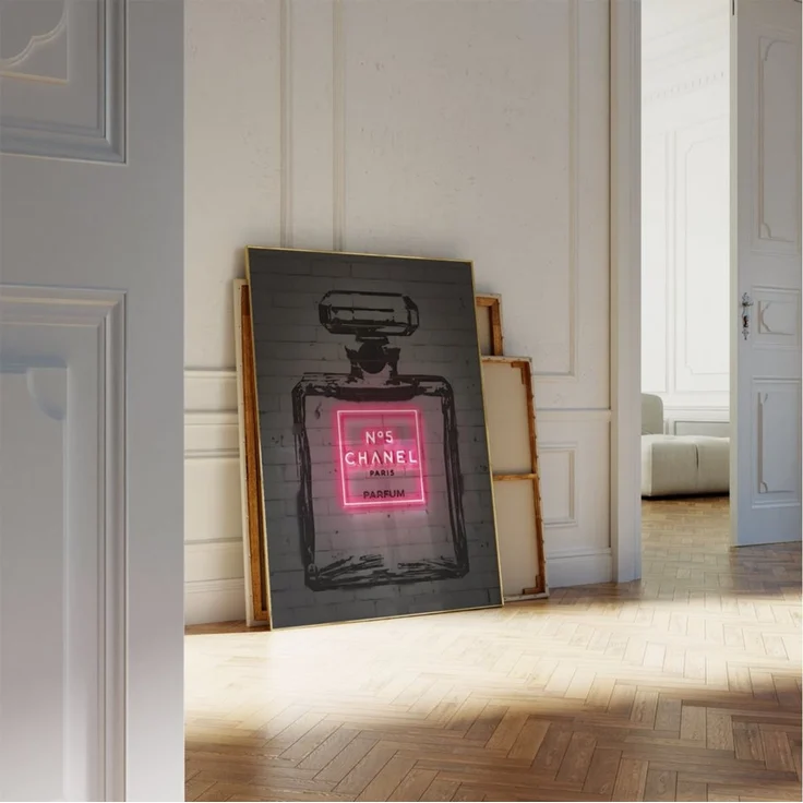 JUSTGOODMOOD Poster Premium ® Chanel No. 5 Poster · Neon Effekt · ohne Rahmen – Bild 3