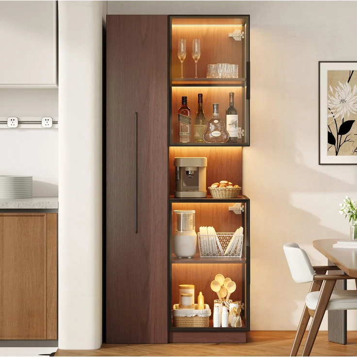 Vitrinenschrank 70x38x160 cm in Walnussoptik mit LED-Beleuchtung und ausziehbaren Seitenregalen – Bild 4