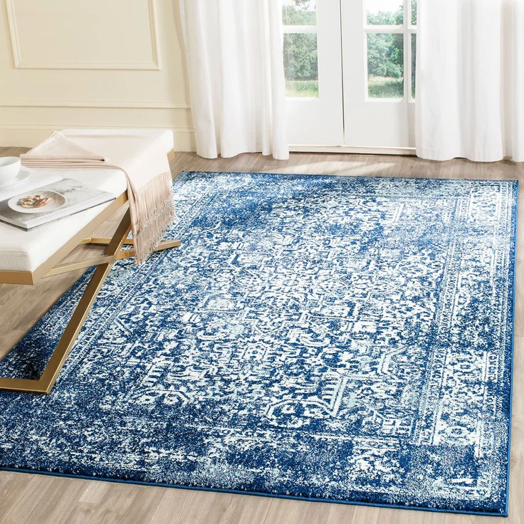 SAFAVIEH Übergangs Teppich für Wohnzimmer, Esszimmer, Schlafzimmer - Evoke Collection, Kurzer Flor, Marine und Elfenbein, 122 X 183 cm