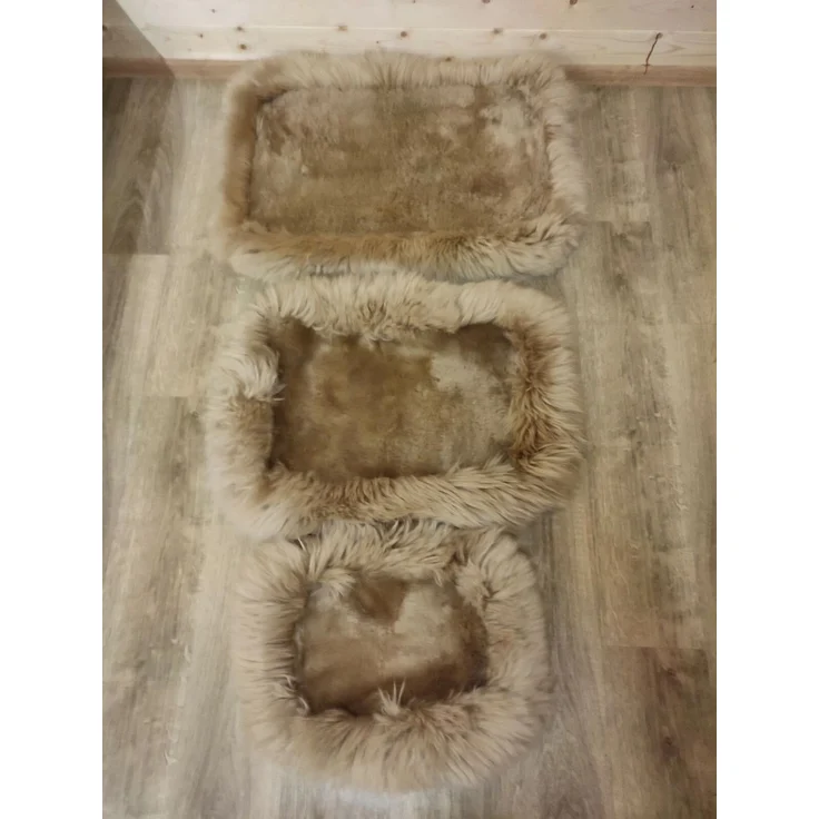 Provellus Tierbett aus Schaffell, Weiß, S (40x30 cm) – Bild 8