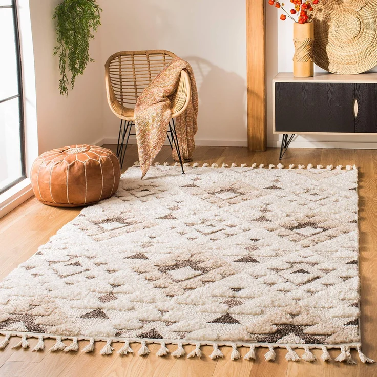 SAFAVIEH Zottelig Teppich für Wohnzimmer, Esszimmer, Schlafzimmer - Moroccan Tassel Shag Collection, Kurzer Flor, Elfenbein und Braun, 91 X 152 cm