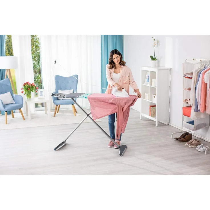 Vileda Park & Go Plus Bügeltisch mit integrierter Bügeleisenparkzone, 120x38 cm – Bild 2
