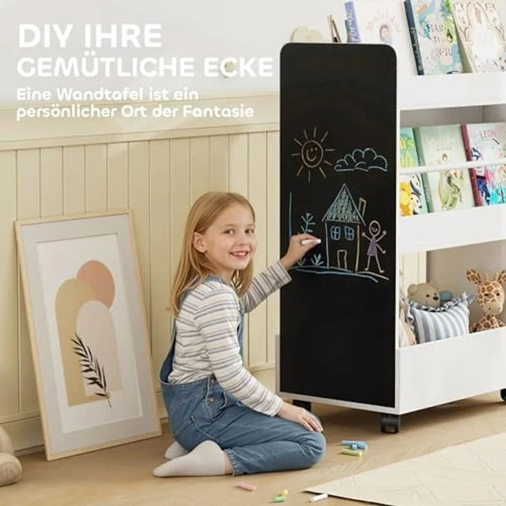 AIYAPLAY Regal doppelseitiges Kinderregal mit 4 Regalen, Bodenfach, 2 Seitenteile, Kinder Bücherregal 1-tlg, mit Tafel, Rollen, für Kinderzimmer, Spielzimmer, für 3–8 Jahre, Weiß – Bild 6