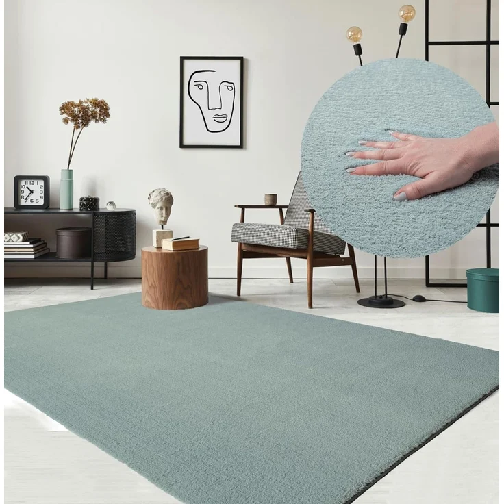 the carpet Relax Moderner Flauschiger Kurzflor Teppich, Anti-Rutsch Unterseite, Waschbar bis 30 Grad, Super Soft, Felloptik, Blau, 140x200 cm