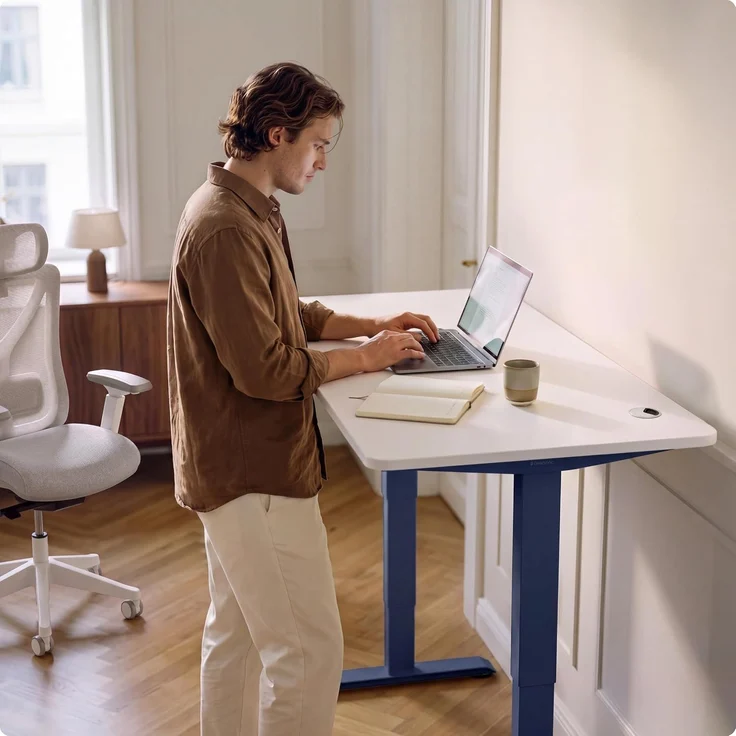 Desktronic HomePro Elektrisch höhenverstellbarer Schreibtisch 200x80cm Blau/Weiß mit Memory-Funktion, Anti-Kollisions Technologie, USB-A und USB-C-Ladeanschlüssen – Bild 2
