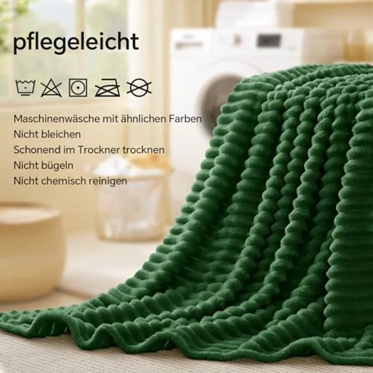 BEDELITE Kuscheldecke Flauschig Decke 150x200 - weiche XL Flanell Decken Grün für Couch, Deko Streifen Cord Fleecedecke Dunkelgrün als Couch Überwurf für Wohnzimmer, Twin Blanket Wide Use – Bild 6
