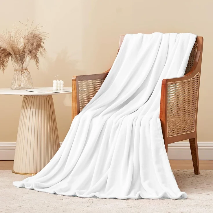 Kuscheldecke Fleecedecke Wohndecke Kinder Sofa 130 x 150 cm Weiß – Bild 2