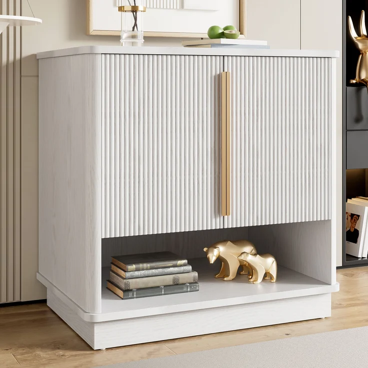 Schuhschrank 60 cm in weißer Holzoptik, mit goldfarbenen Griffen, 2 Türen, verstellbaren Böden und offenem Fach – Bild 6